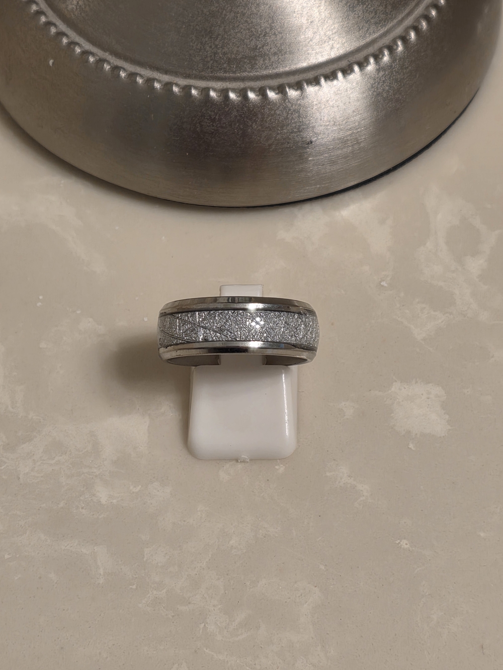 Men's Silver Textured Ring Band Size 9